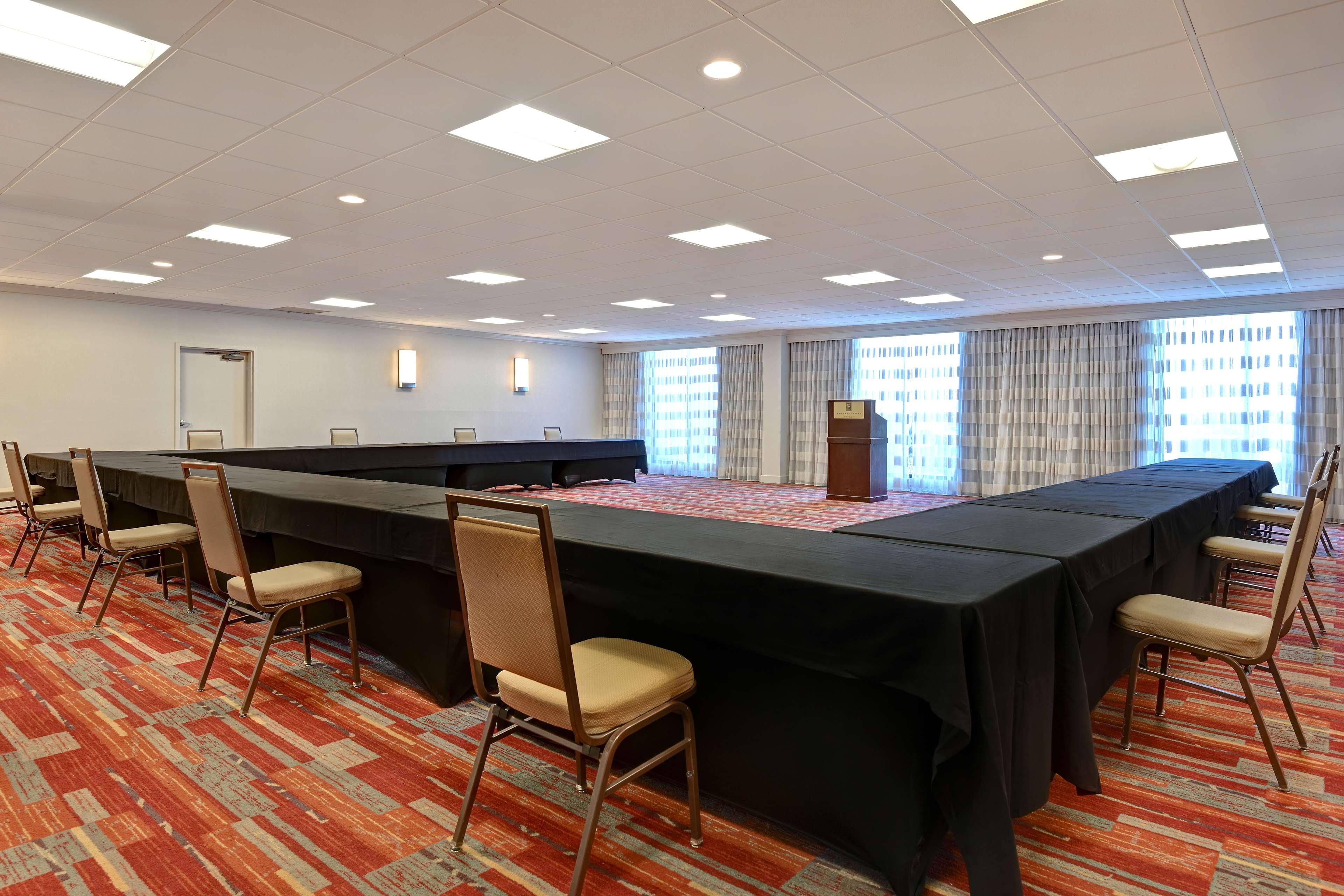 Embassy Suites By Hilton Colorado Springs Exteriör bild