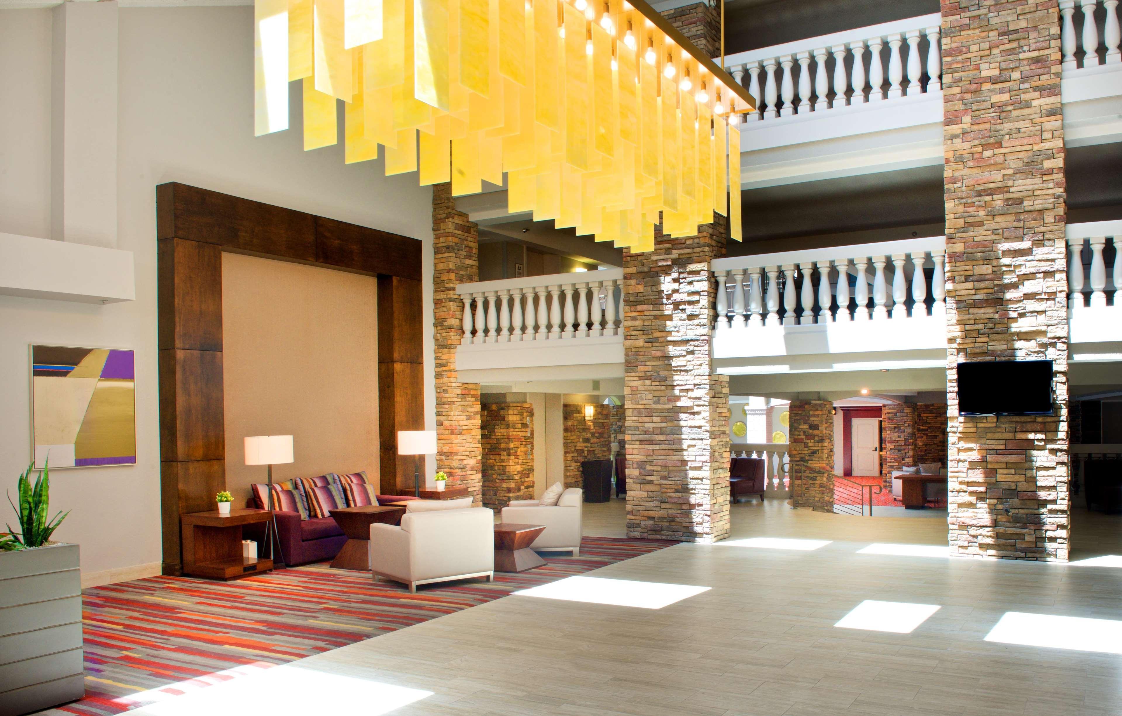 Embassy Suites By Hilton Colorado Springs Exteriör bild