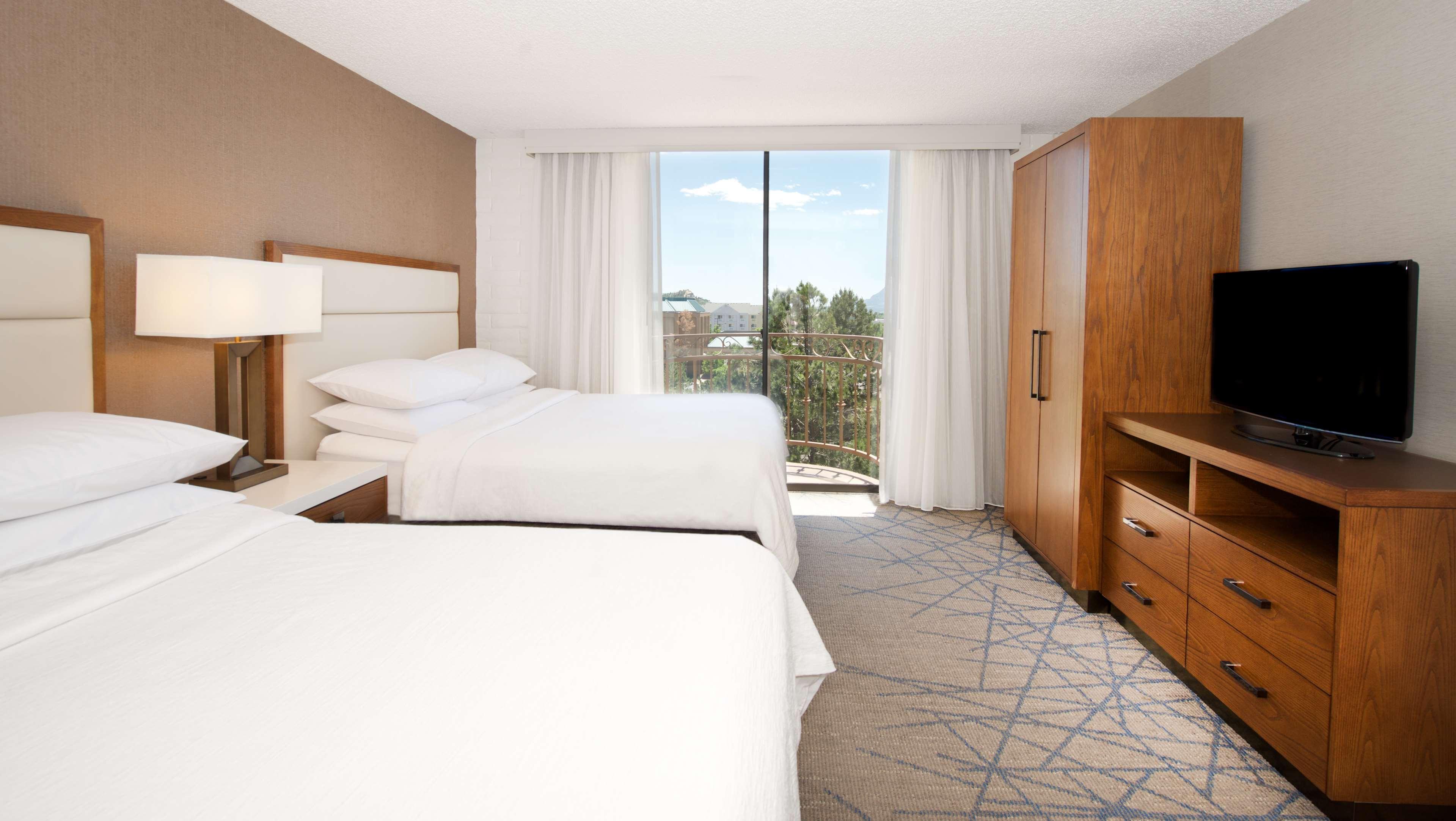 Embassy Suites By Hilton Colorado Springs Exteriör bild