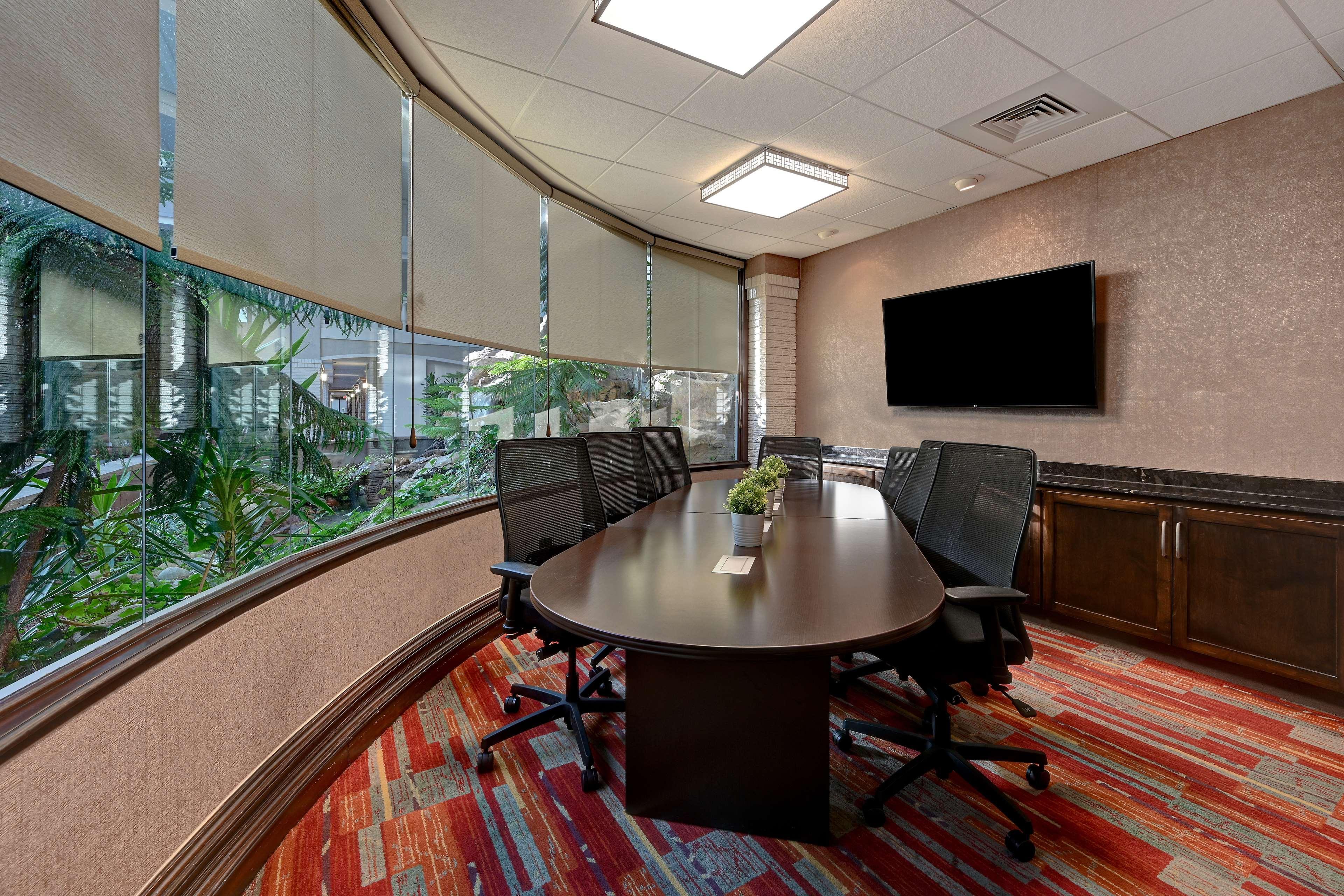 Embassy Suites By Hilton Colorado Springs Exteriör bild