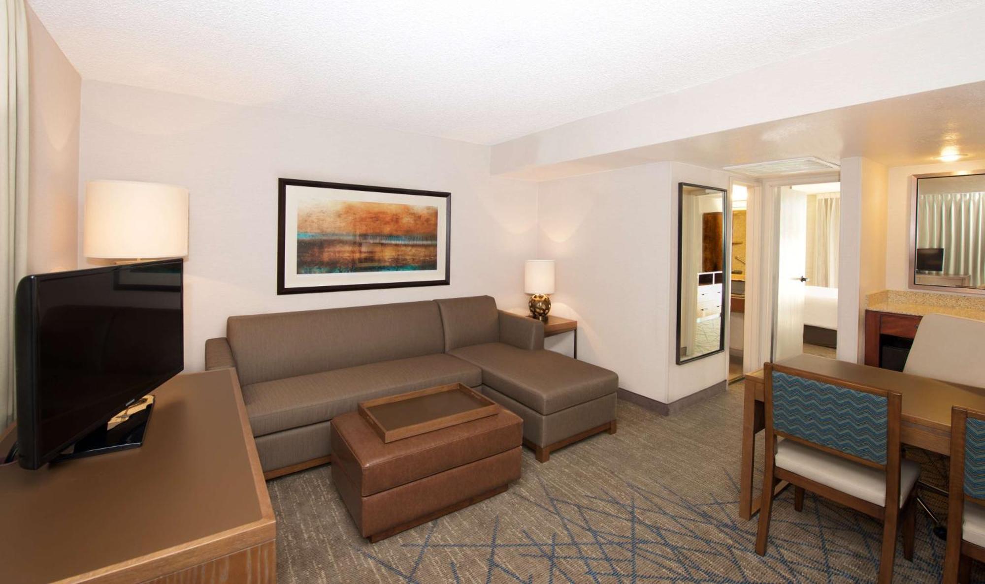 Embassy Suites By Hilton Colorado Springs Exteriör bild