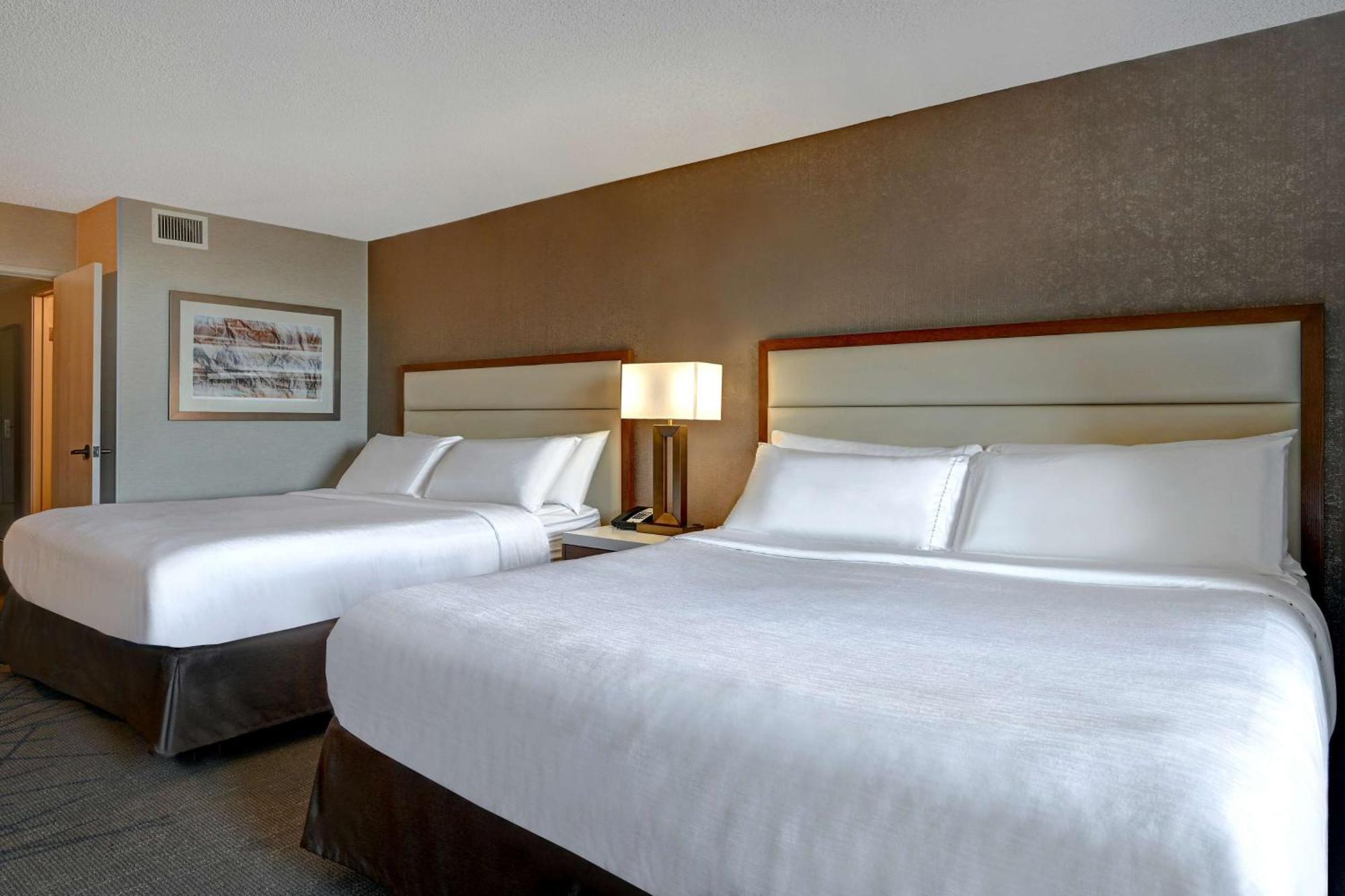 Embassy Suites By Hilton Colorado Springs Exteriör bild