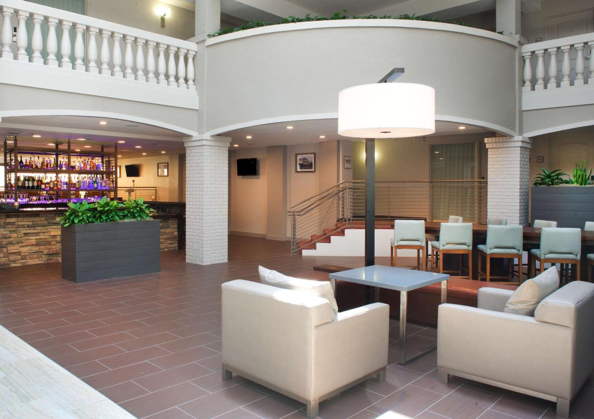 Embassy Suites By Hilton Colorado Springs Exteriör bild